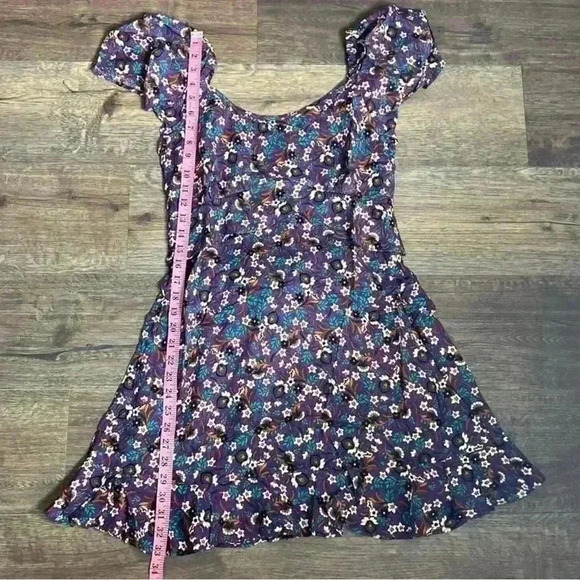 Band of the Free Coraline Purple Floral Crossover Mini Dress. Size Medium. NWT! - Picture 6 of 13